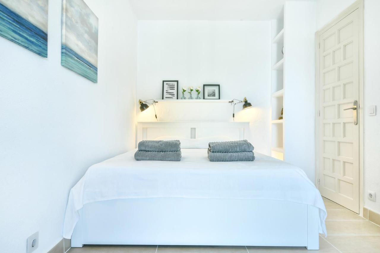 Modern Stylish Bungalow In Moraira Bagian luar foto